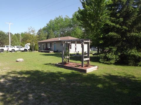 2076 Bourdeau Road Cheboygan Mi 49721 Rd, Cheboygan, MI 49721 photo 3