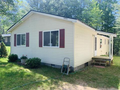 1886 Springvale Dr, Grayling, MI 49738 photo 3