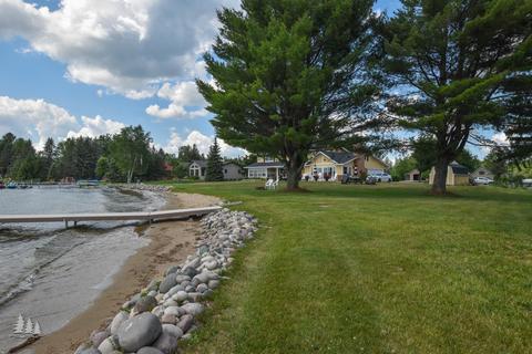 4635 Grant Dr, Lewiston, MI 49756 photo 3
