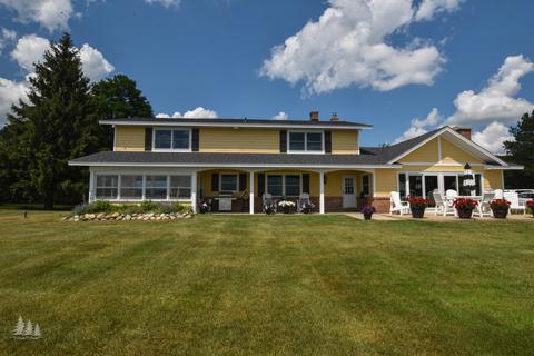 4635 Grant Dr, Lewiston, MI 49756 photo 1