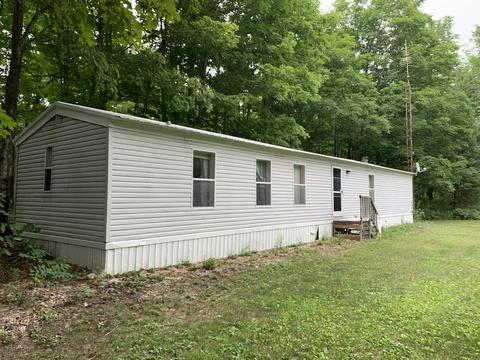 2125 Myrtle Ln, Vanderbilt, MI 49795 photo 1