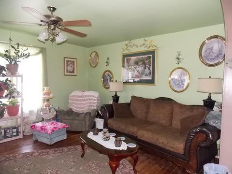 324 E State St, Cheboygan, MI 49721 photo 9