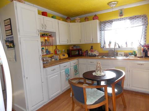 324 E State St, Cheboygan, MI 49721 photo 4
