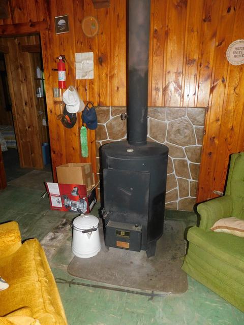 146 S Gerber Rd, Mio, MI 48647 photo 6