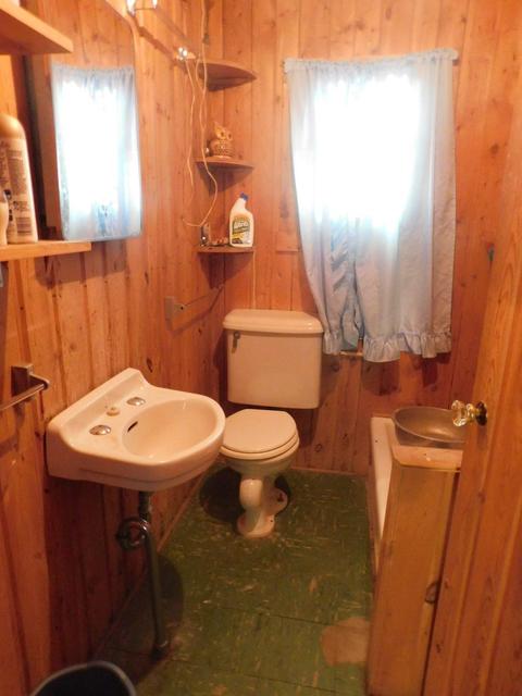 146 S Gerber Rd, Mio, MI 48647 photo 8