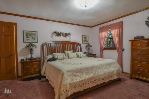 4153 Point Ct, Lewiston, MI 49756 photo 15