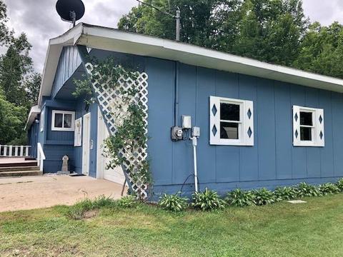 12142 Afton Rd, Wolverine, MI 49799 photo 2