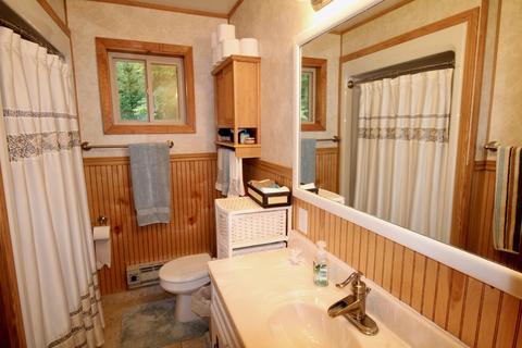 15966 Lakeview Dr, Wolverine, MI 49799 photo 9