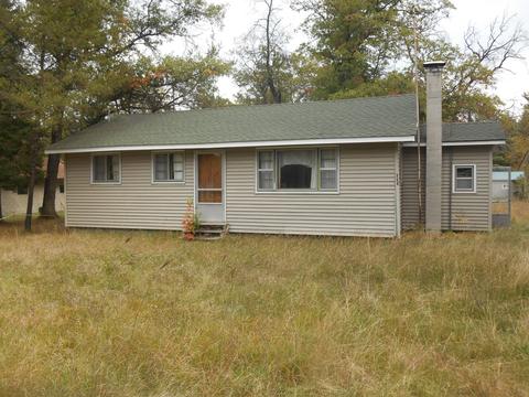 308 Lynn, Mio, MI 48647 photo 1