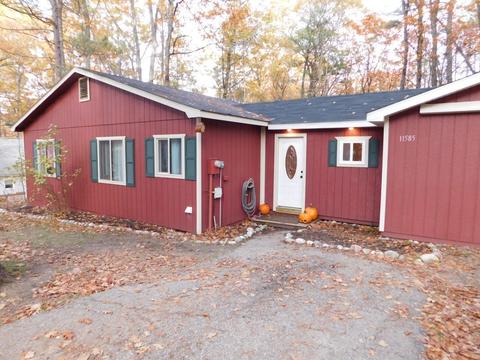 11585 Marber Drive Roscommon Mi 48653 Dr, Roscommon, MI 48653 photo 2