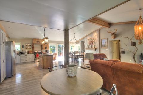 2950 Applegate Road Applegate Mi 48401 Rd, Applegate, MI 48401 photo 9
