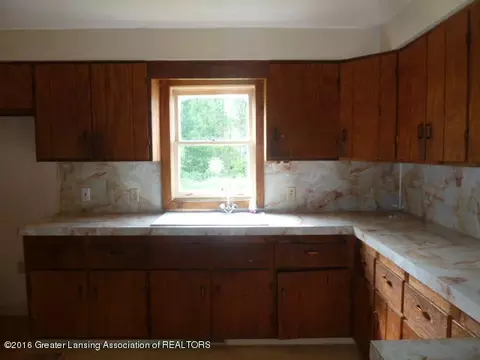 10351 M-78, Haslett, MI 48840 photo 5