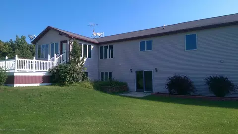 13800 Upton, Bath, MI 48808 photo 11