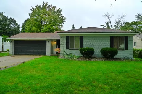 4106 Windward Dr, Lansing, MI 48911 photo 1