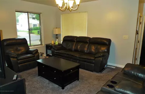 4106 Windward Dr, Lansing, MI 48911 photo 11