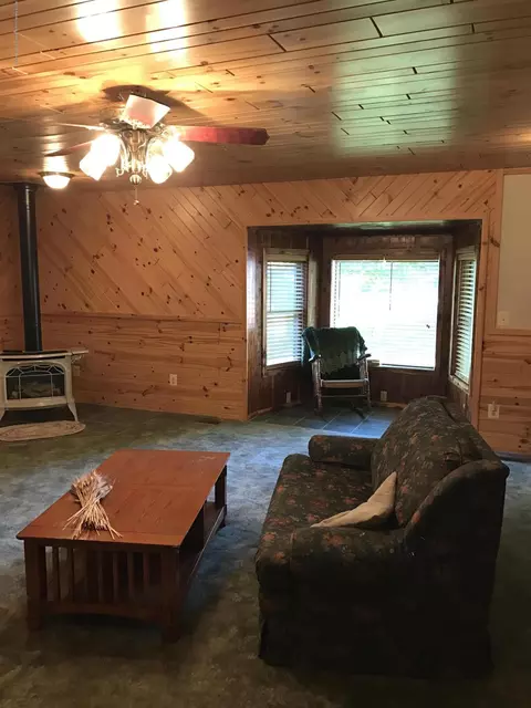 227 N Garfield St, Maple Rapids, MI 48853 photo 9