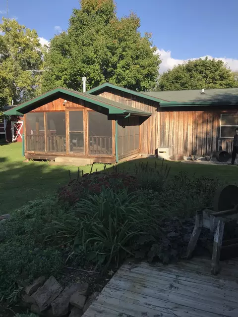 227 N Garfield St, Maple Rapids, MI 48853 photo 16