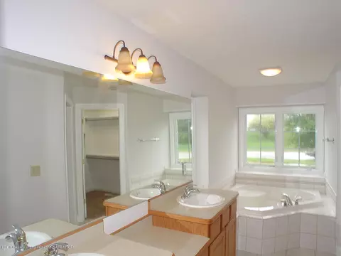 3014 Belgian Dr, Lansing, MI 48906 photo 39