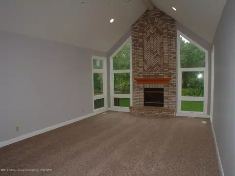 3014 Belgian Dr, Lansing, MI 48906 photo 7