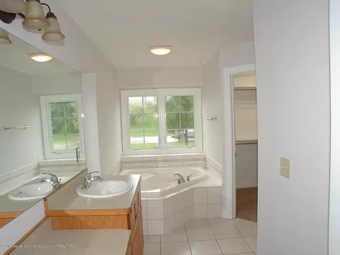 3014 Belgian Dr, Lansing, MI 48906 photo 43