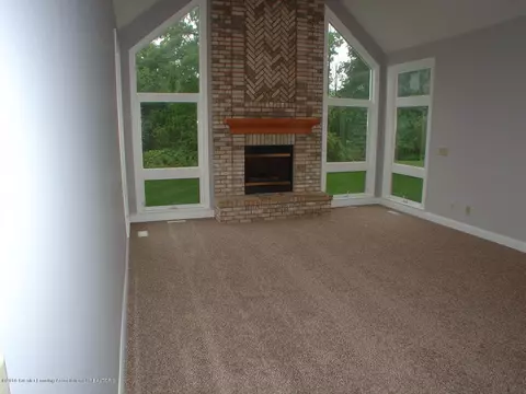 3014 Belgian Dr, Lansing, MI 48906 photo 12