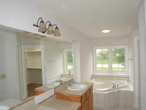 3014 Belgian Dr, Lansing, MI 48906 photo 40