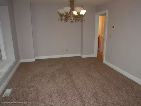 3014 Belgian Dr, Lansing, MI 48906 photo 24