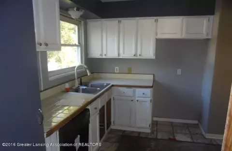 3818 Wainwright Ave, Lansing, MI 48911 photo 28