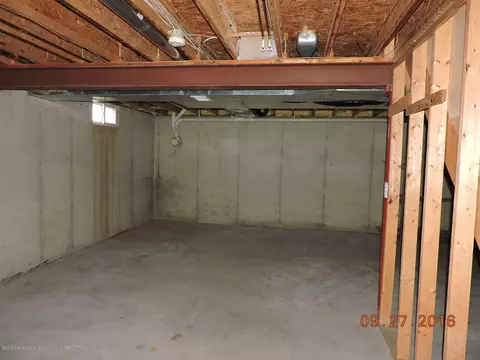 1950 E Colony Rd, Saint Johns, MI 48879 photo 14