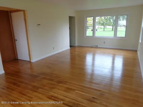 5145 W Herbison Rd, Dewitt, MI 48820 photo 4