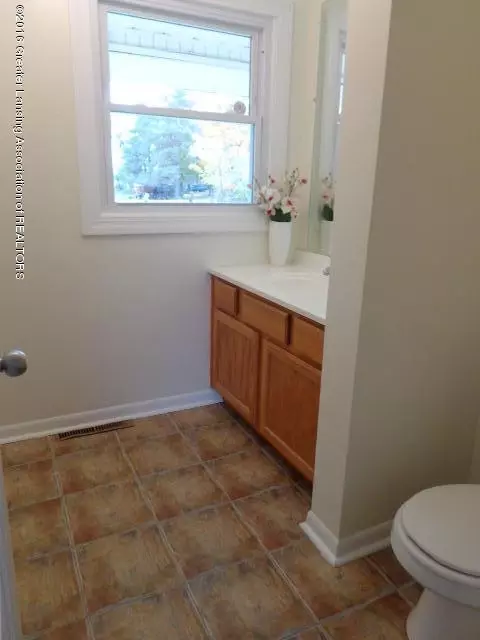 5145 W Herbison Rd, Dewitt, MI 48820 photo 9