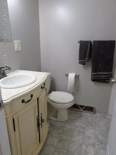 5145 W Herbison Rd, Dewitt, MI 48820 photo 16