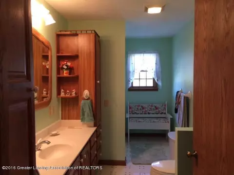 9664 Mcbride Rd, Ovid, MI 48866 photo 6
