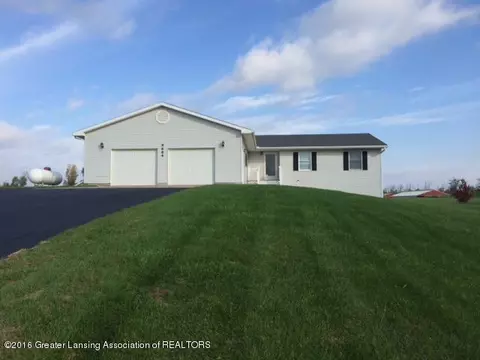 9664 Mcbride Rd, Ovid, MI 48866 photo 1