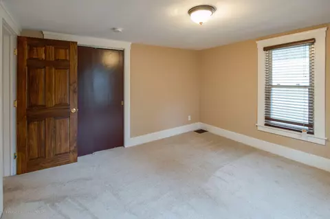 824 E Genesee St, Lansing, MI 48912 photo 7
