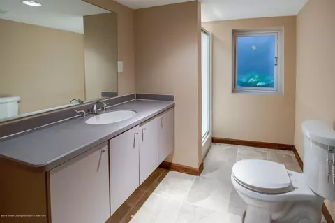 824 E Genesee St, Lansing, MI 48912 photo 18