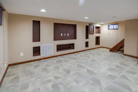 824 E Genesee St, Lansing, MI 48912 photo 16