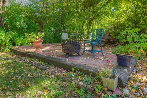 4635 Holt Rd, Holt, MI 48842 photo 17