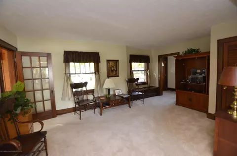 2311 E Libbie, Lansing, MI 48917 photo 2