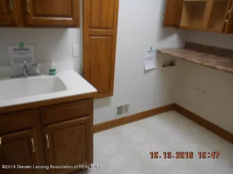 1160 W Dill Rd, Dewitt, MI 48820 photo 10