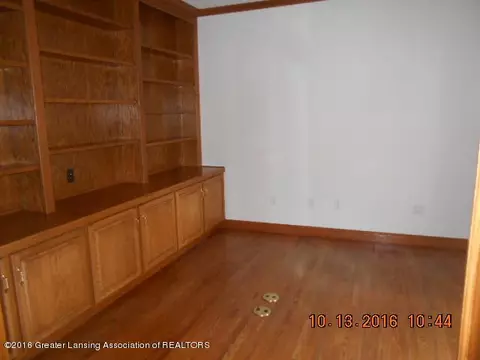 1160 W Dill Rd, Dewitt, MI 48820 photo 2