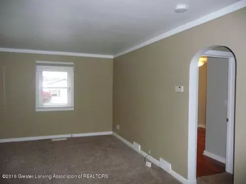 326 Wilson St, Dewitt, MI 48820 photo 4