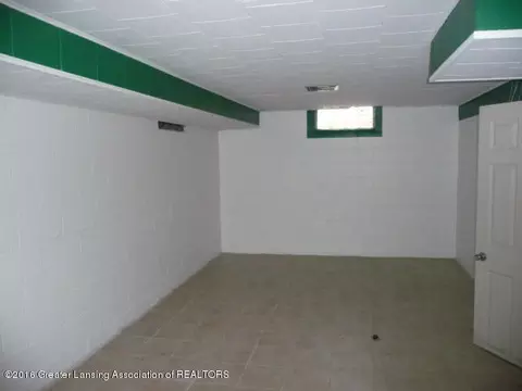 326 Wilson St, Dewitt, MI 48820 photo 17