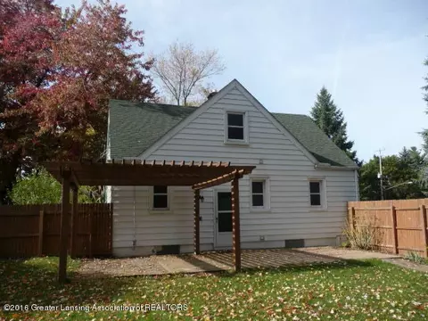 326 Wilson St, Dewitt, MI 48820 photo 3