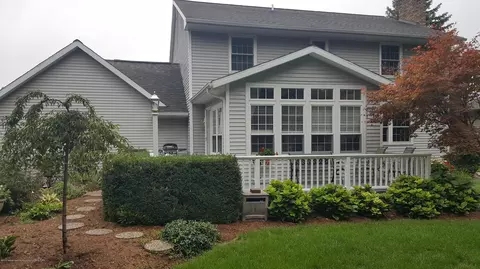 1406 Wolf Run Dr, Lansing, MI 48917 photo 3