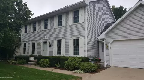 1406 Wolf Run Dr, Lansing, MI 48917 photo 2