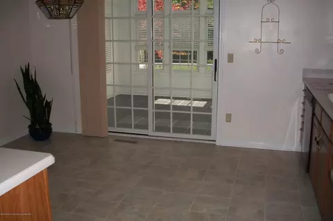 1406 Wolf Run Dr, Lansing, MI 48917 photo 21