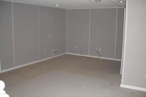1406 Wolf Run Dr, Lansing, MI 48917 photo 23