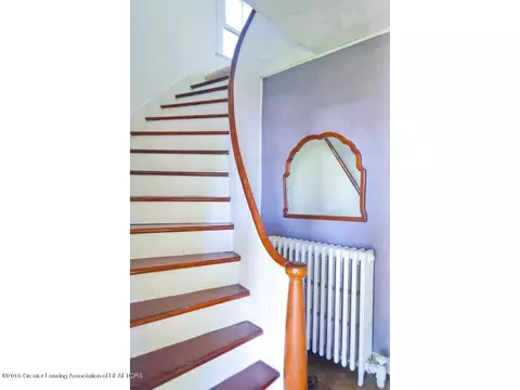 421 E Oak St, Mason, MI 48854 photo 3