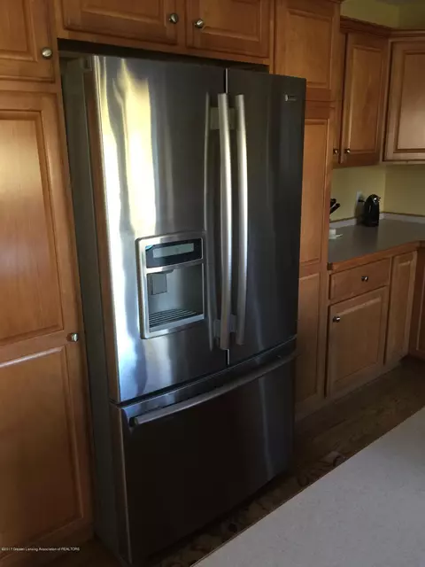 3320 Hidden Ridge Dr, Dewitt, MI 48820 photo 9